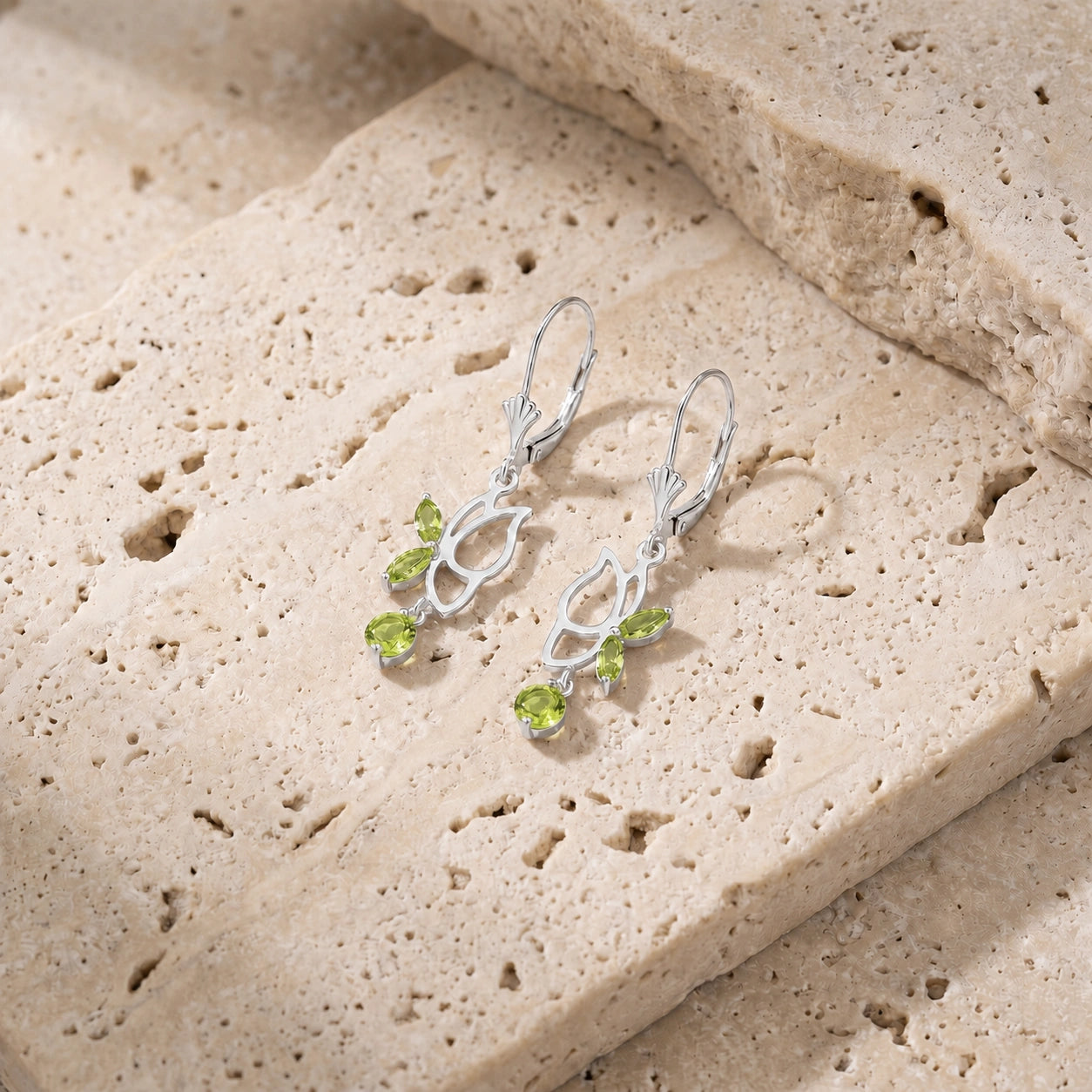 White Gold Peridot — Mariadesideria
