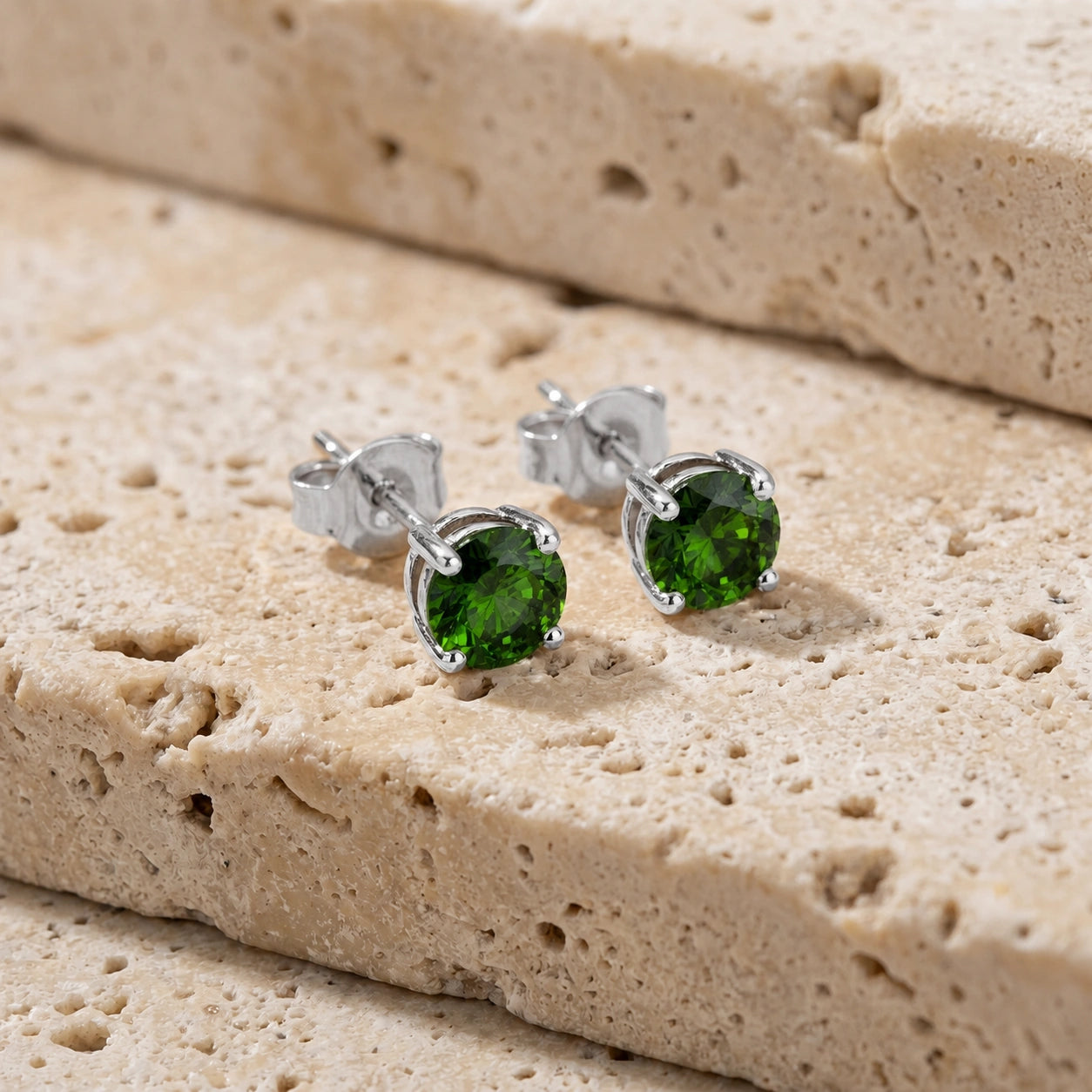 White Gold Petal Earrings Diamond 10K — Daniela