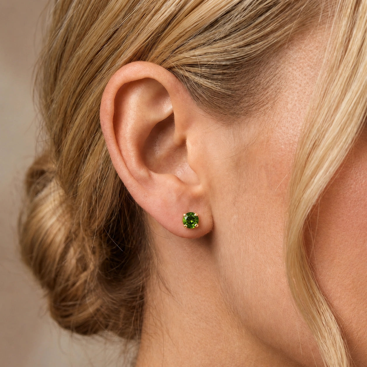 Yellow Gold Petal Earrings Diamond 10K — Daniela