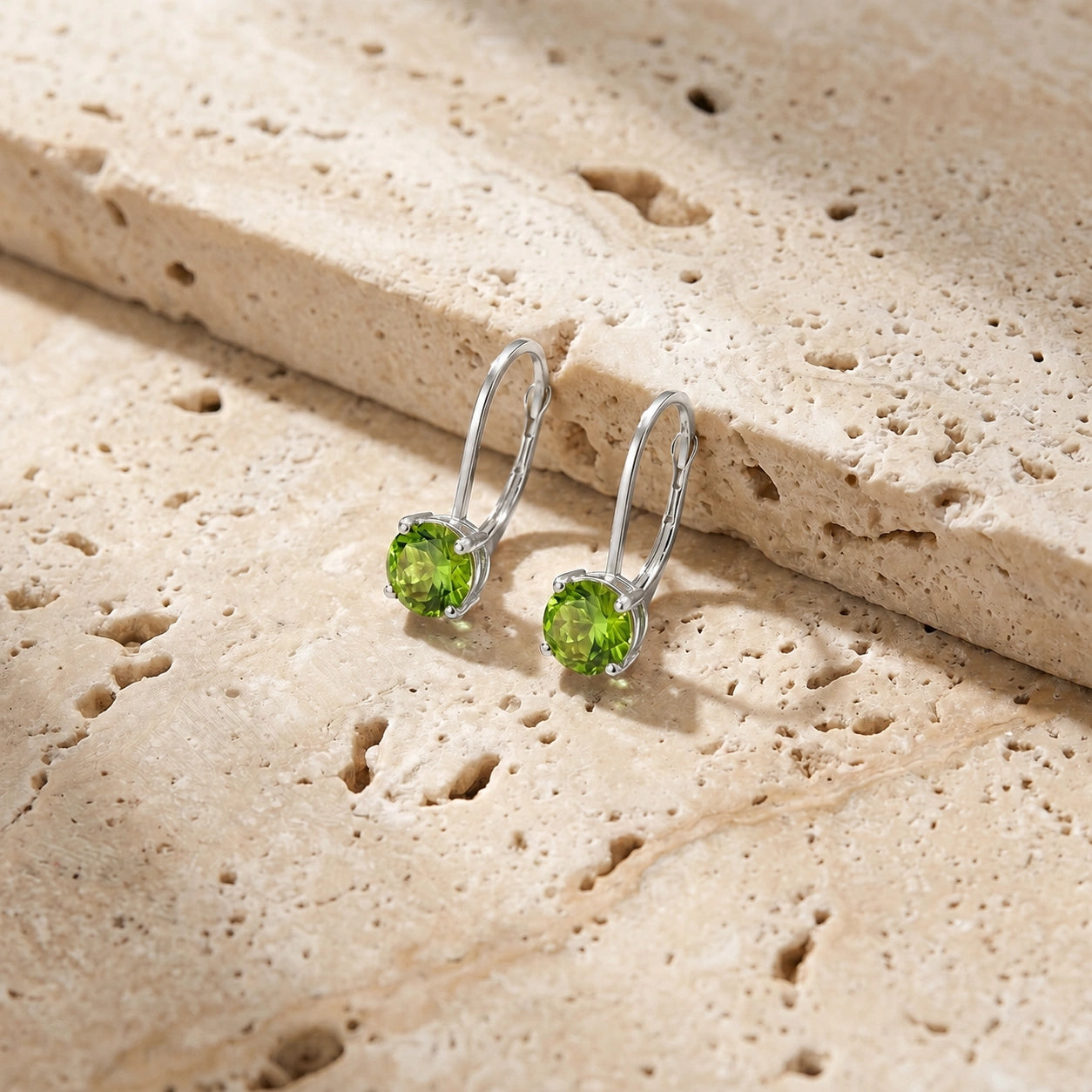 White Gold Belle Earrings Diamond 10K — Albertina