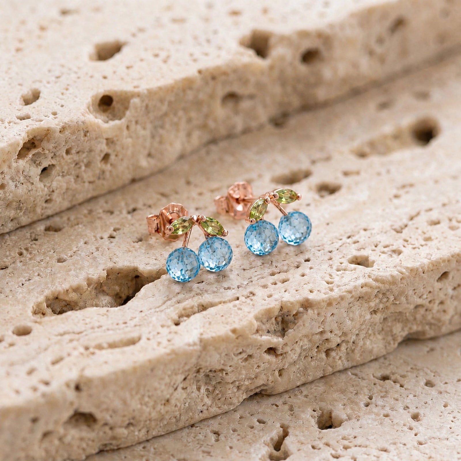 Rose Gold Peridot & Blue Topaz — Mariadiodata