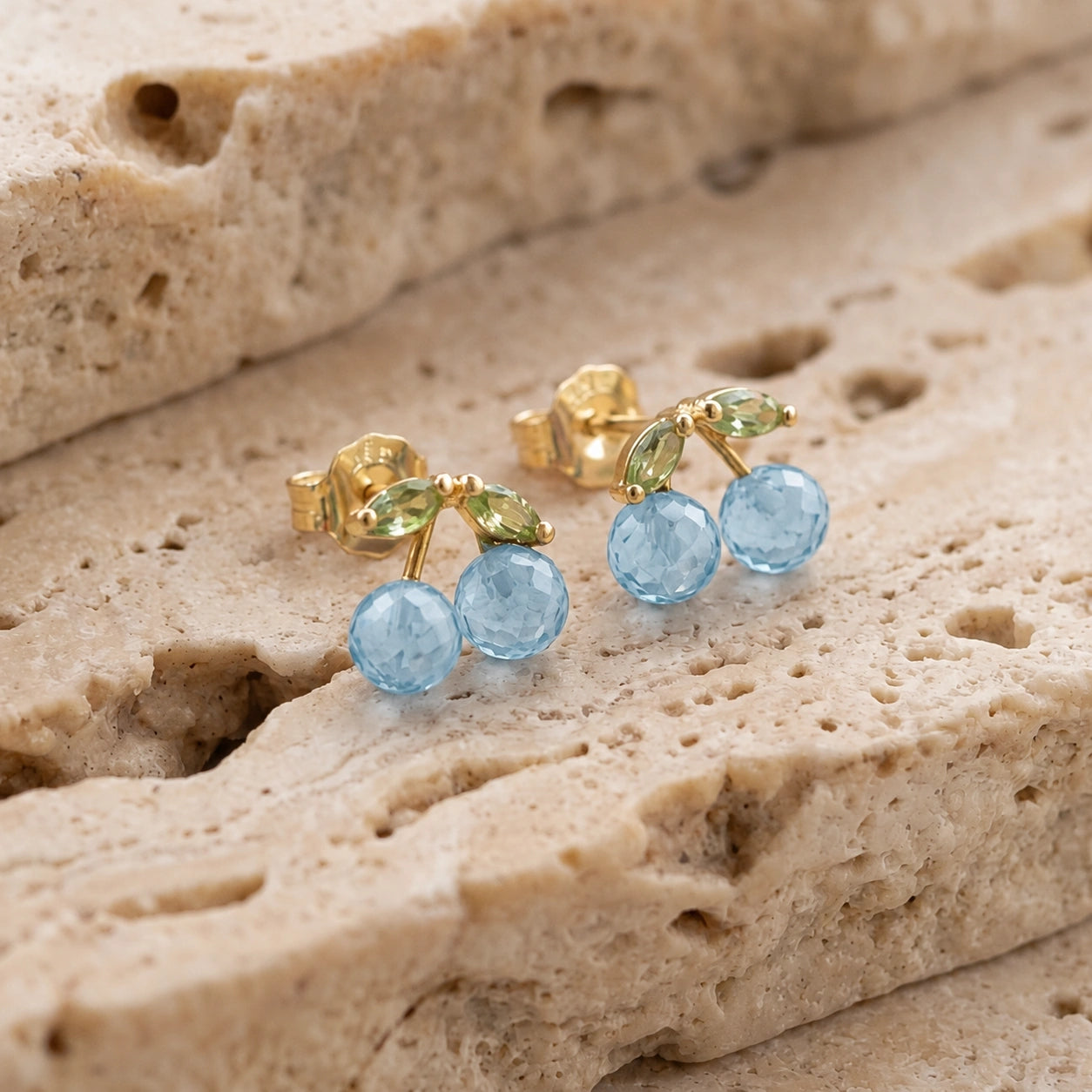 Yellow Gold Peridot & Blue Topaz — Mariadiodata