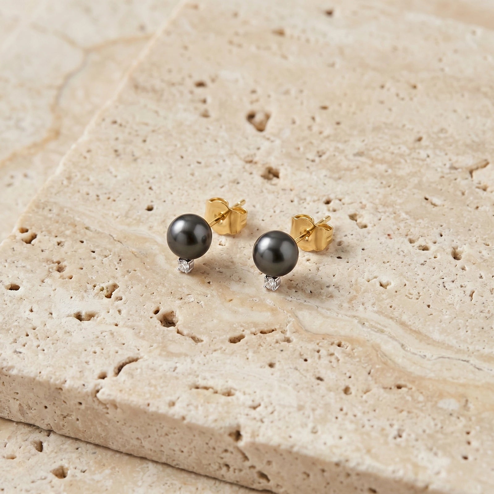Yellow Gold Bloom Earrings Pearl 10K — Loretta