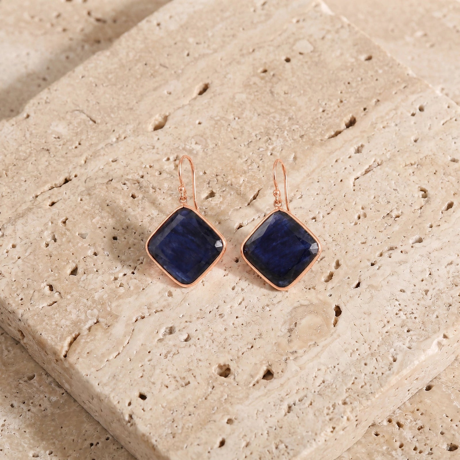 Rose Gold Sapphire — Mariadomitilla