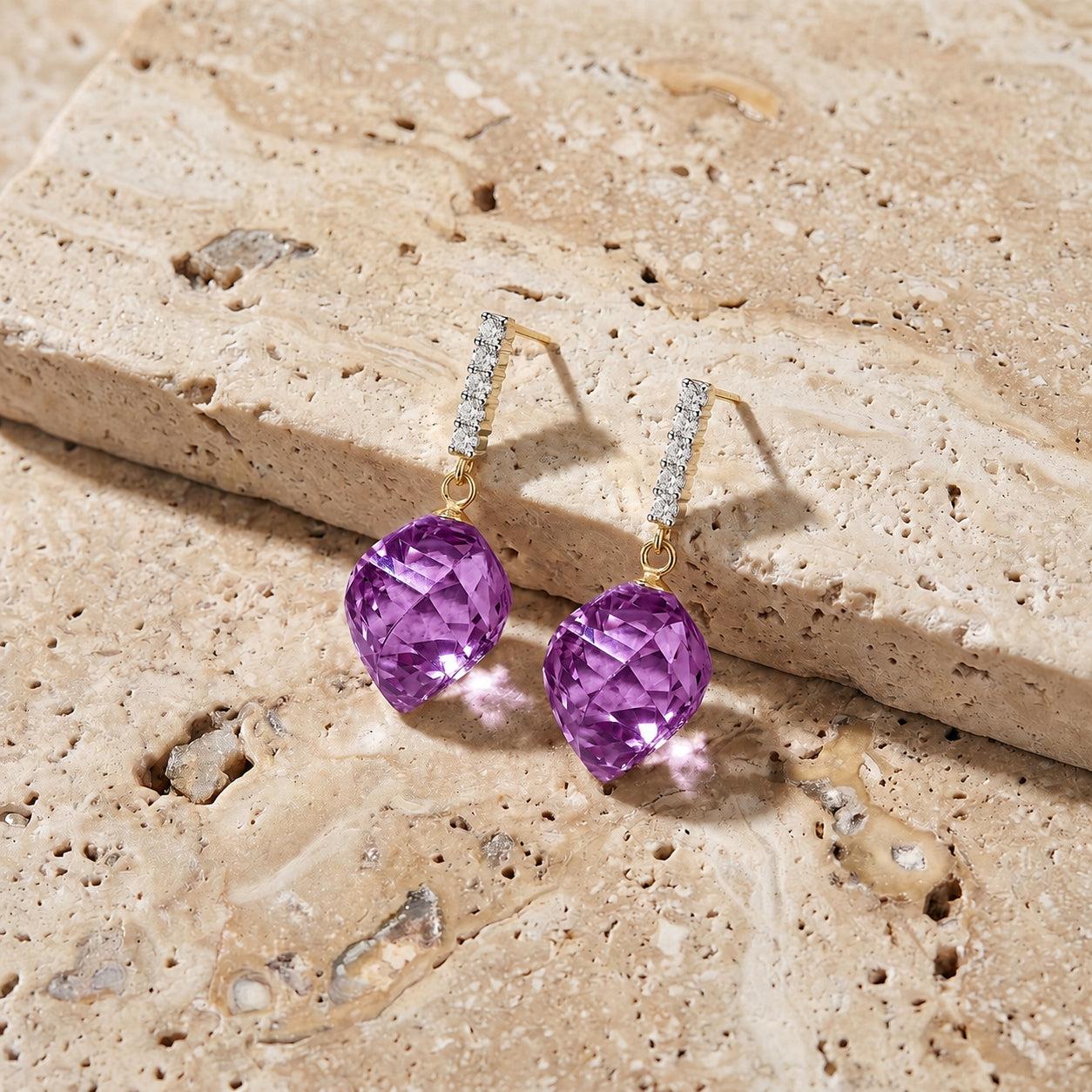Yellow Gold Earrings Emerald 10K — Ofelia