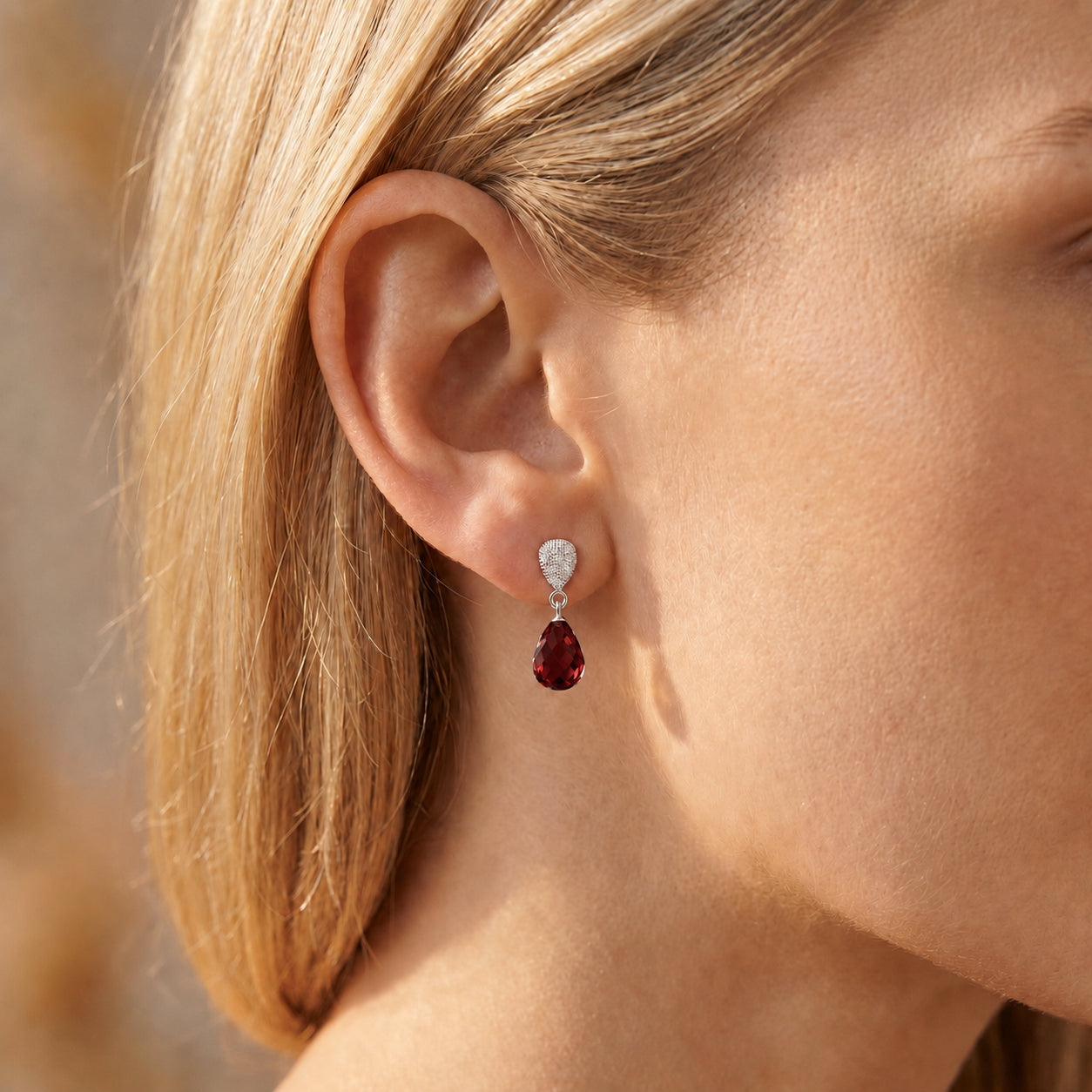 White Gold Earrings Green Amethyst 10K — Enrichetta