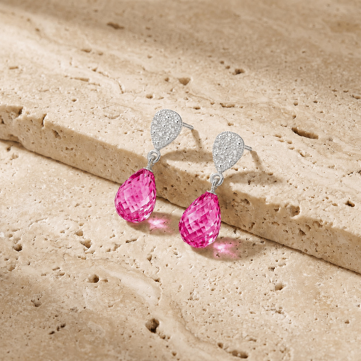 White Gold Earrings Garnet 10K — Enrichetta