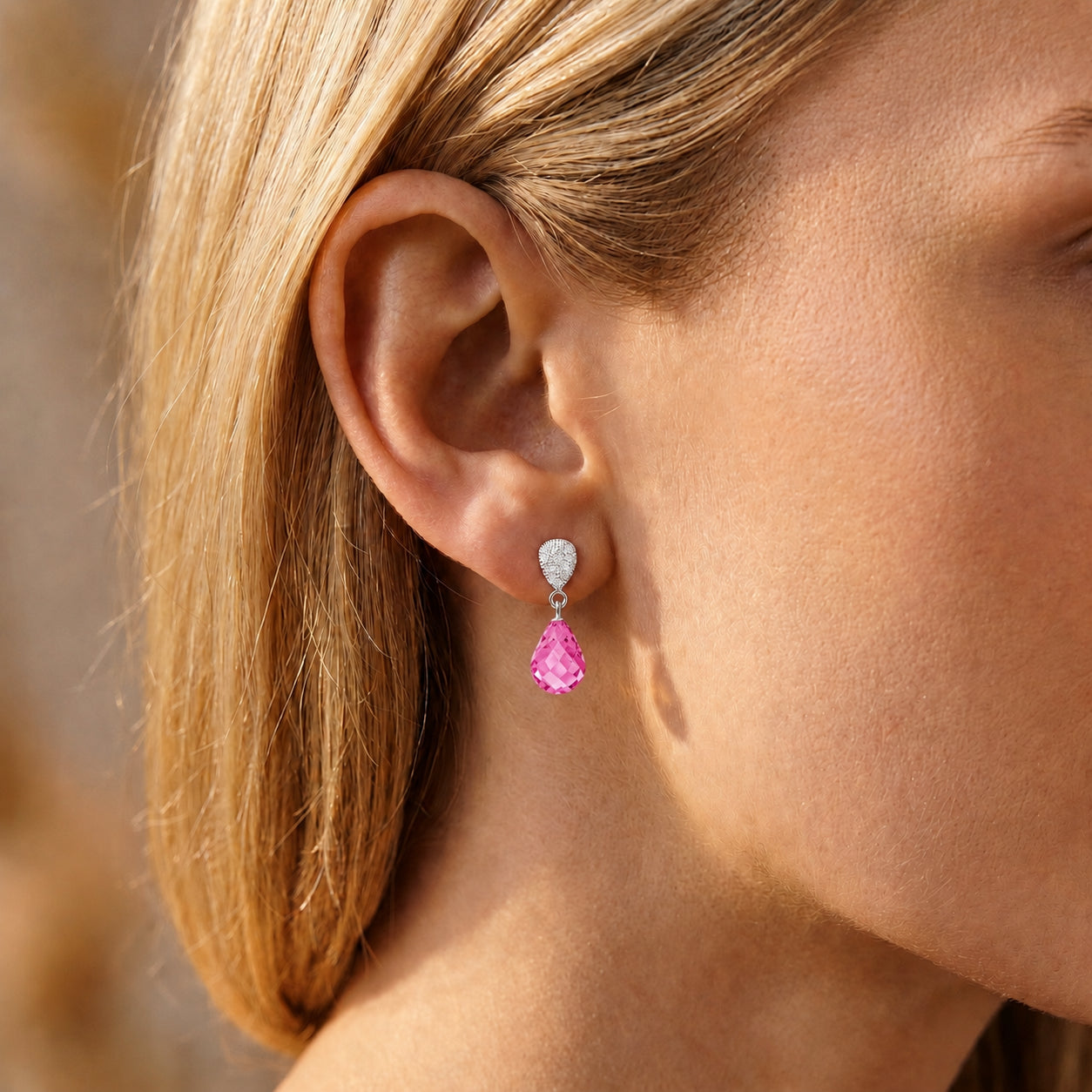 White Gold Earrings Garnet 10K — Enrichetta