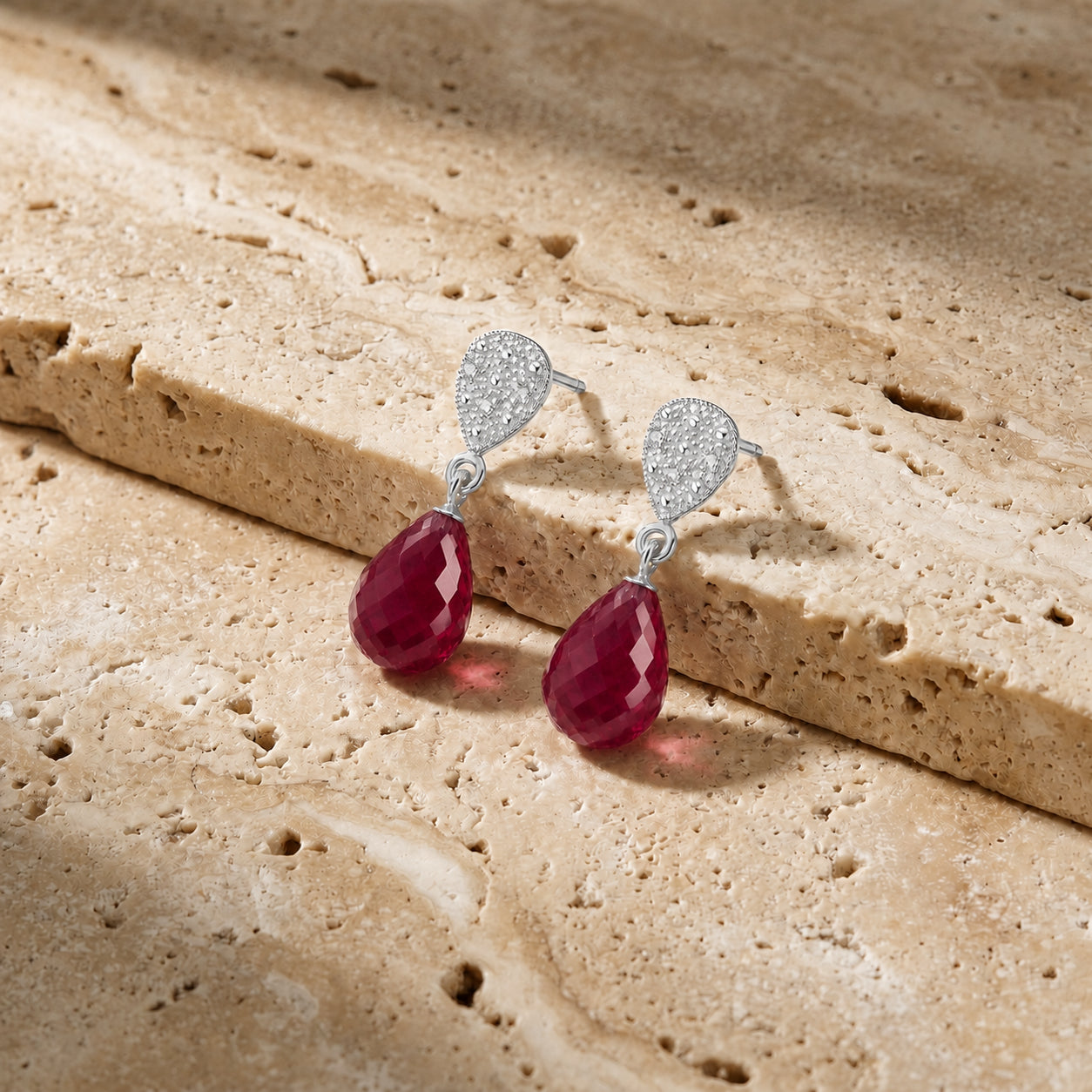 White Gold Earrings Emerald 10K — Enrichetta