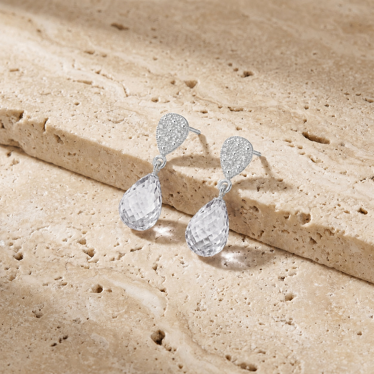 White Gold Earrings Ruby 10K — Enrichetta