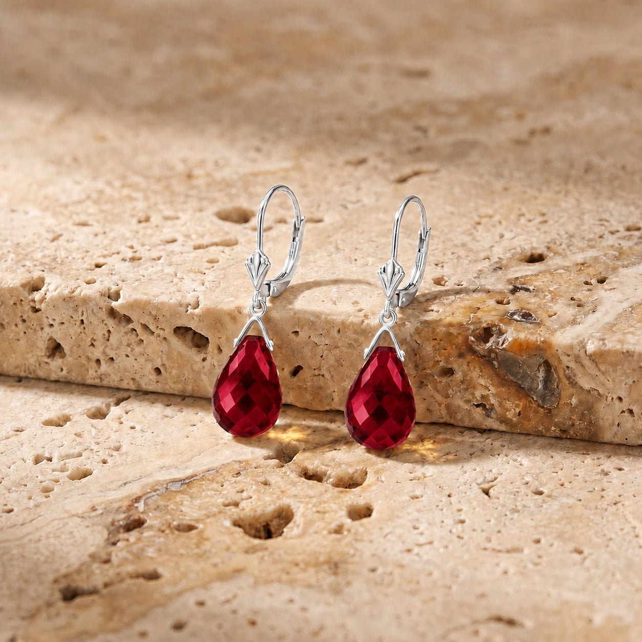 White Gold Ruby — Mariaebe