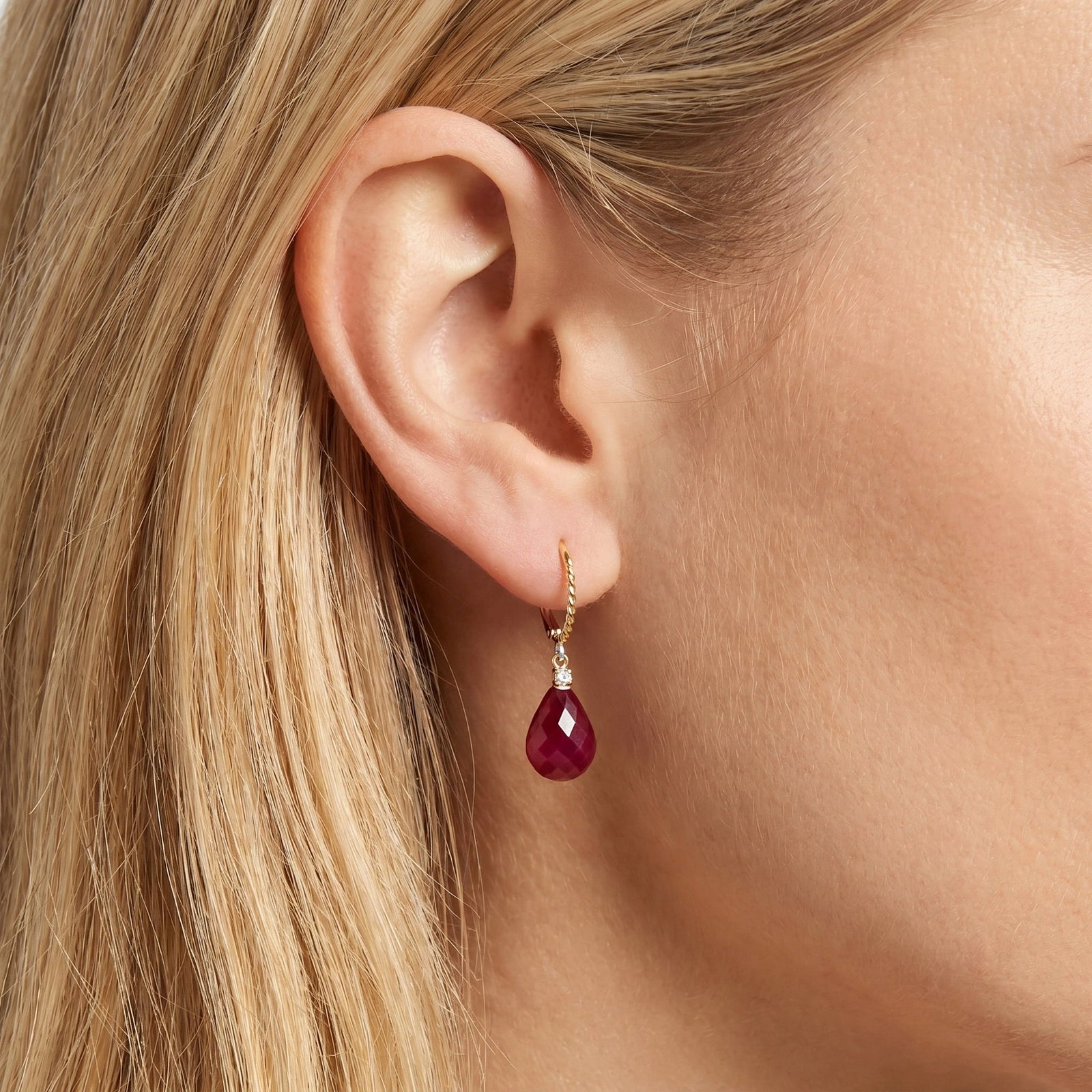 Yellow Gold Ruby & Diamond — Mariaelena