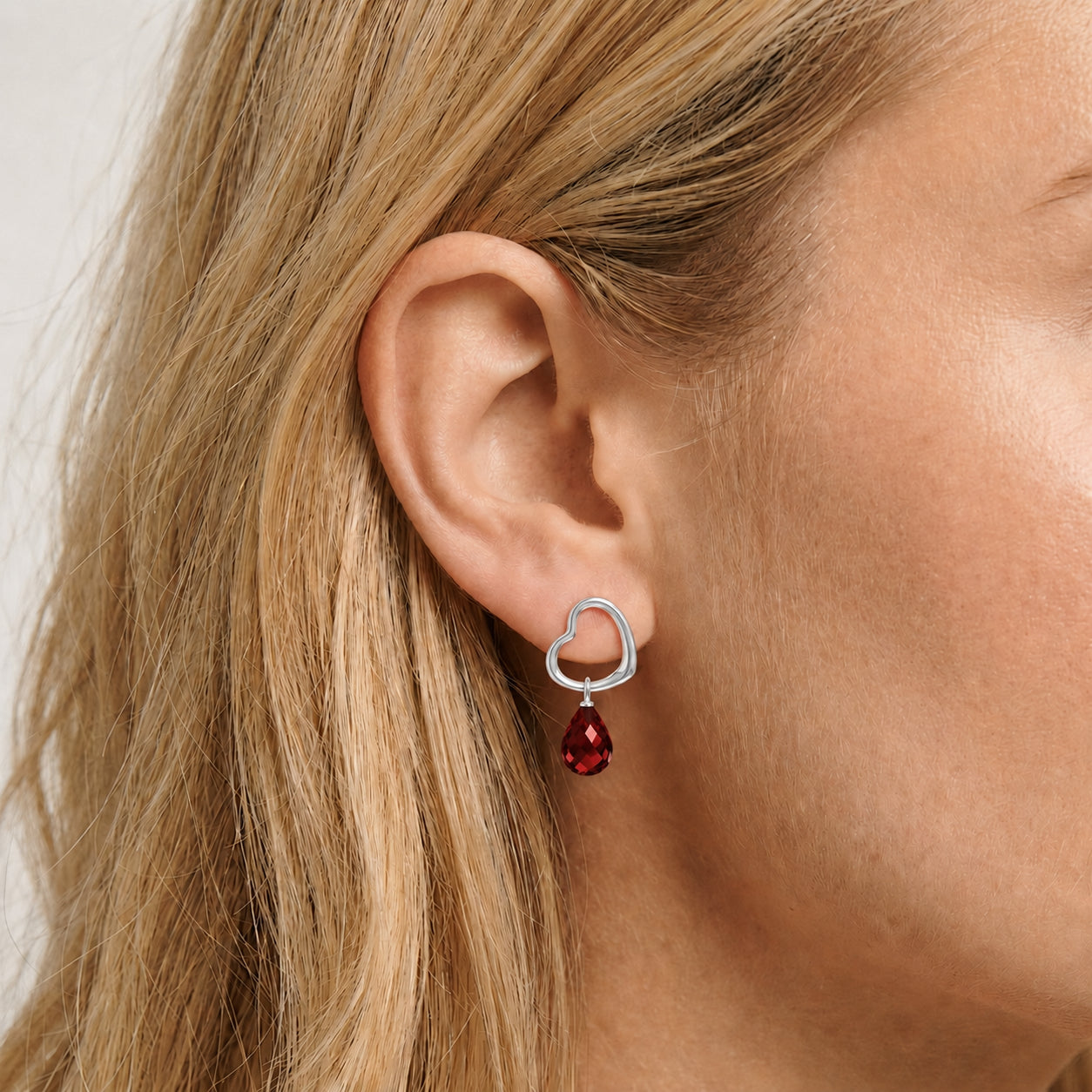 White Gold Earrings White Topaz 10K — Fiordaliso