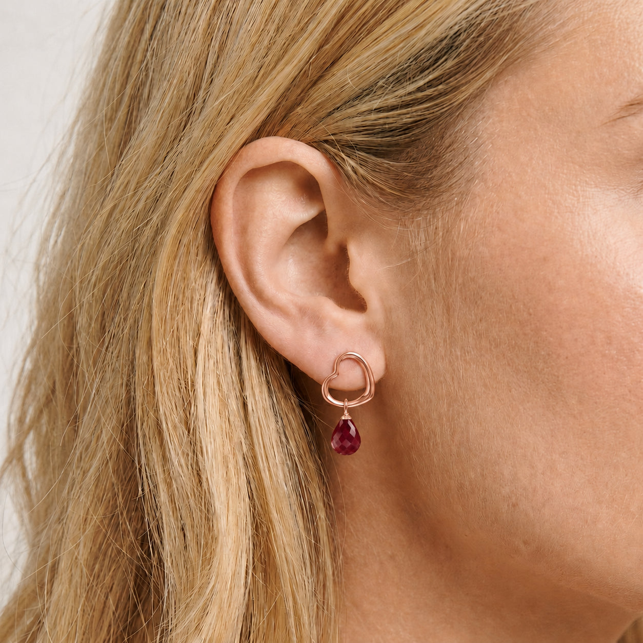 Rose Gold Earrings Sapphire 10K — Fiordaliso