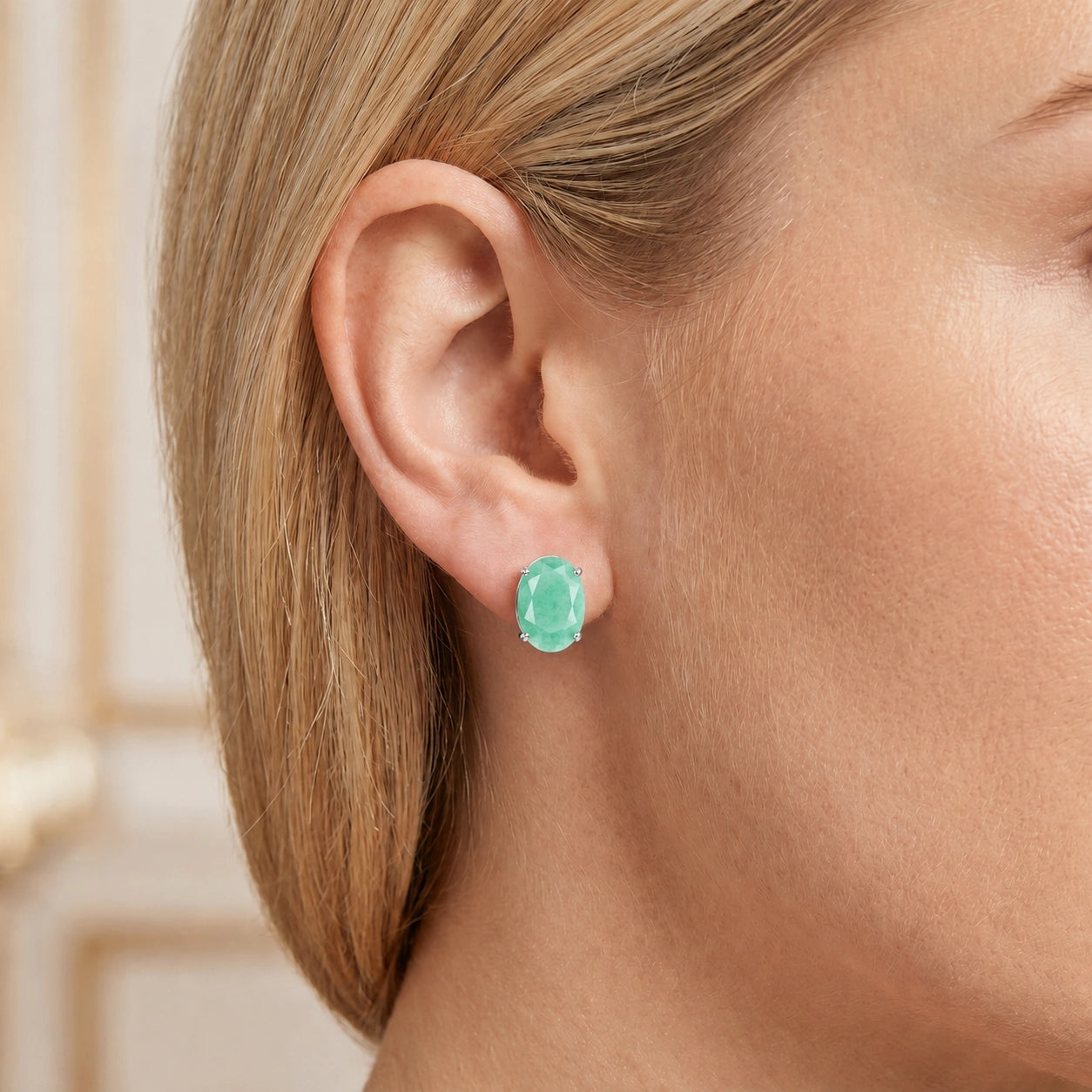 White Gold Emerald — Mariaemanuela