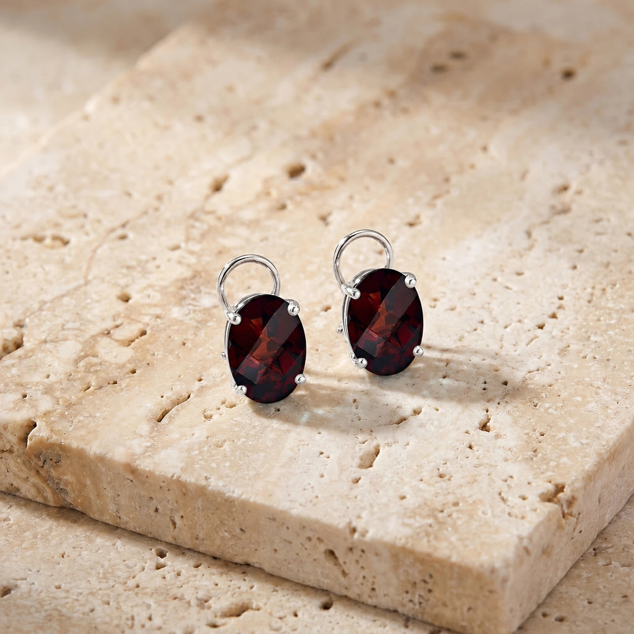White Gold Garnet — Mariaemanuela