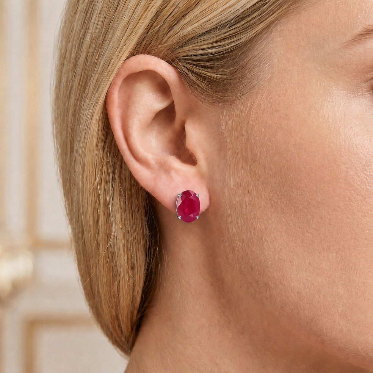 White Gold Ruby — Mariaemanuela