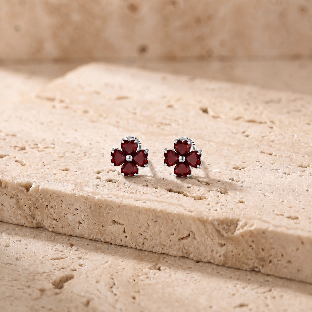 White Gold Garnet — Mariaemerenziana