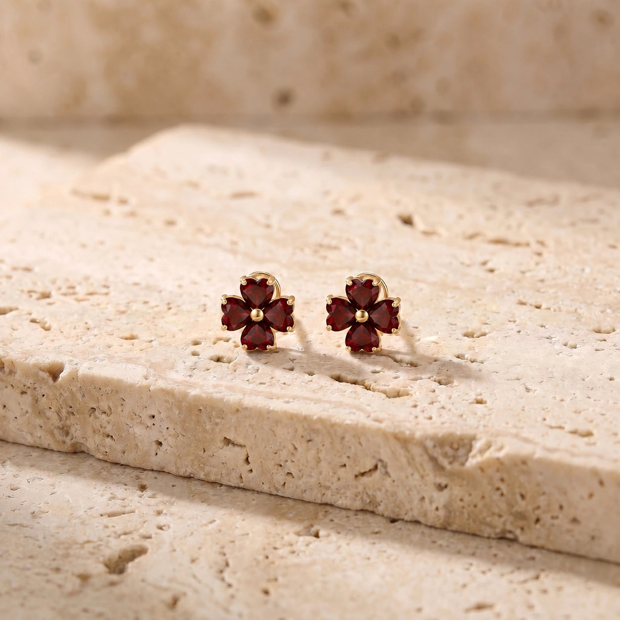Yellow Gold Garnet — Mariaemerenziana