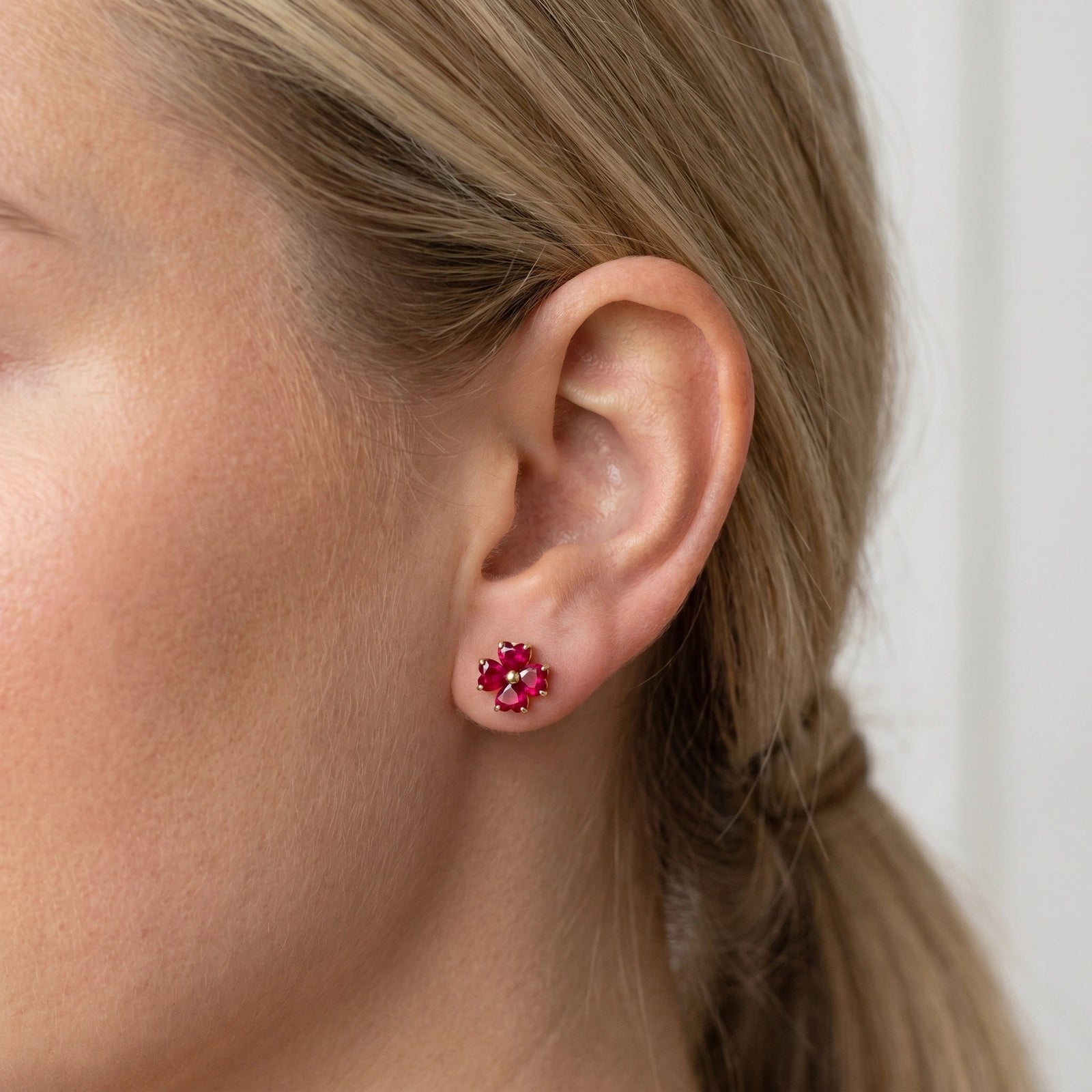 Yellow Gold Ruby — Mariaemerenziana