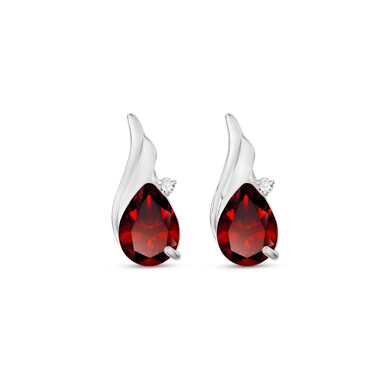 White Gold Garnet & Diamond — Mariaenrica