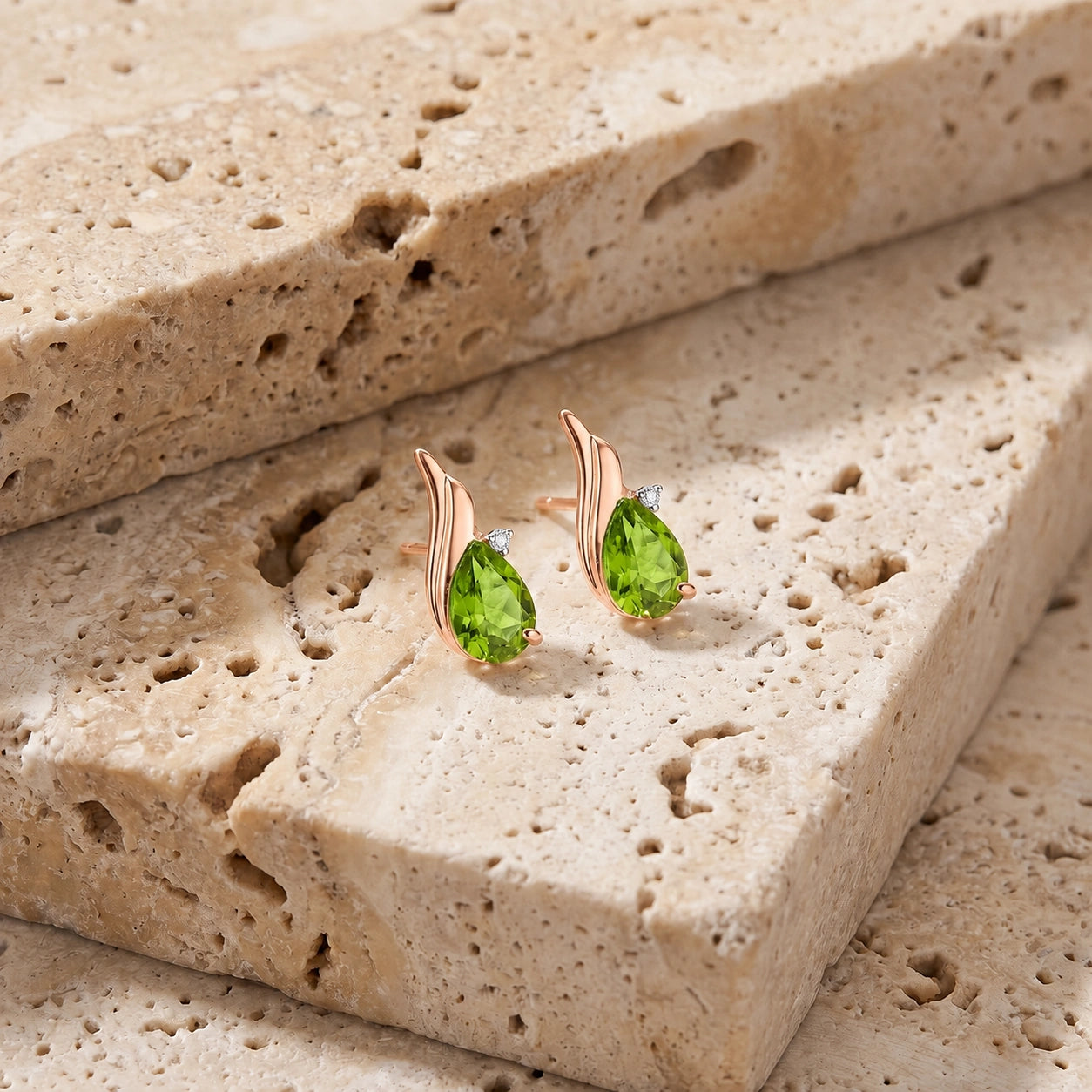 Rose Gold Peridot & Diamond — Mariaenrica