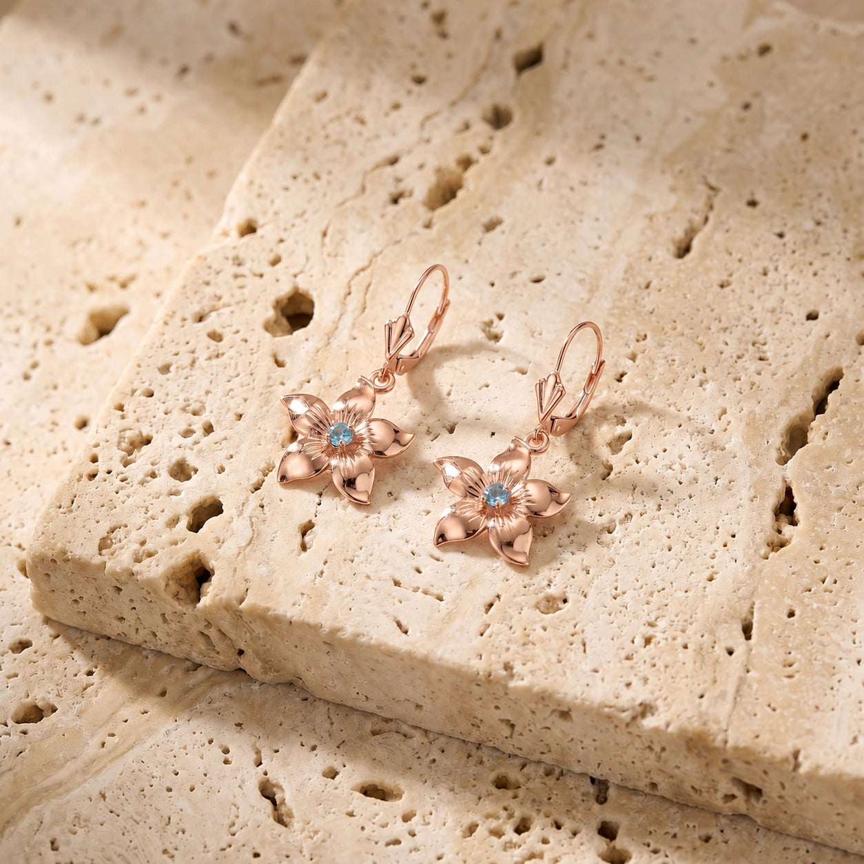 Rose Gold Blue Topaz — Mariaernesta