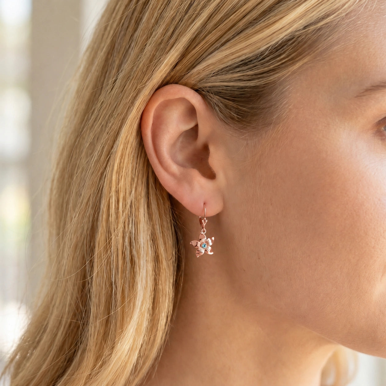 Rose Gold Blue Topaz — Mariaernesta