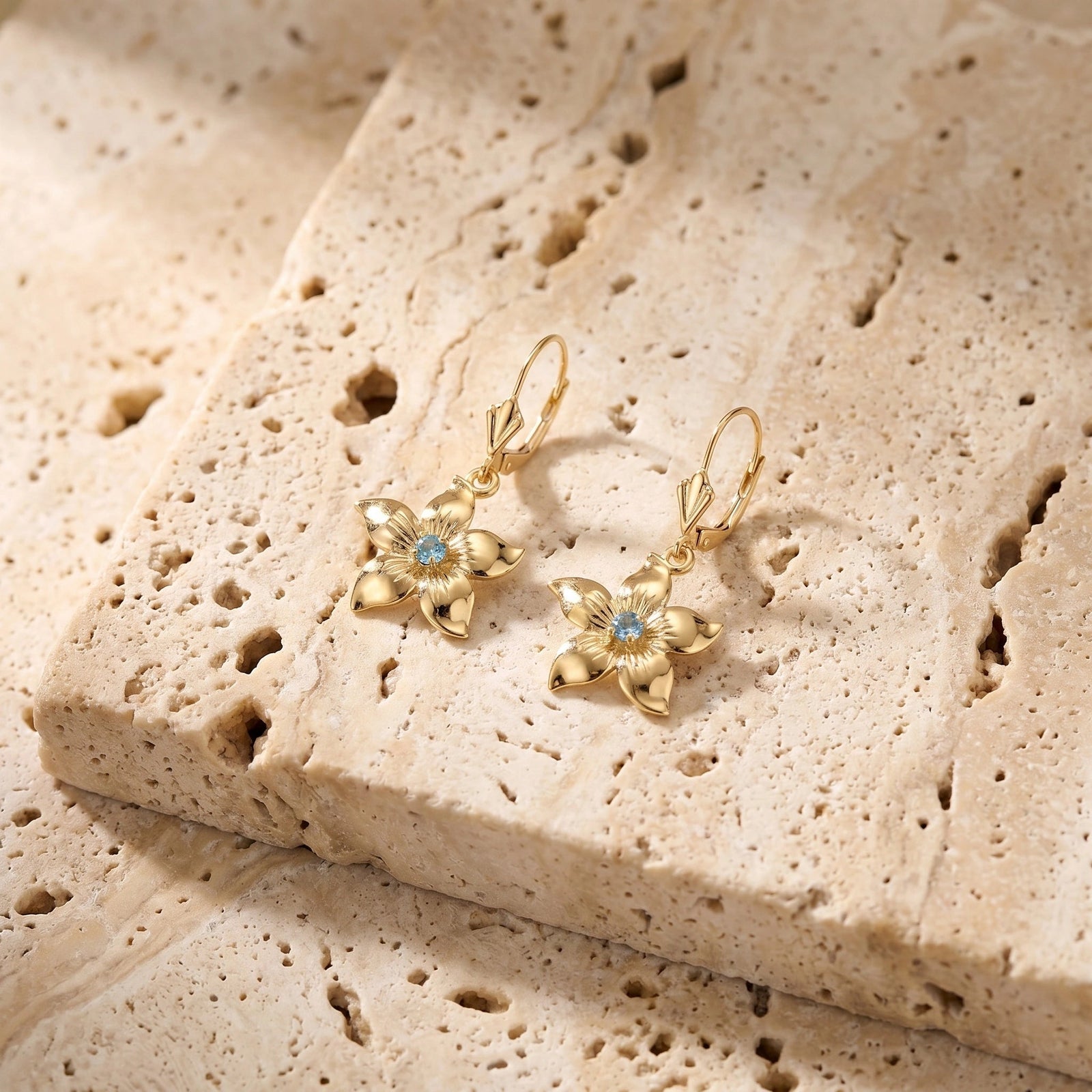 Yellow Gold Blue Topaz — Mariaernesta