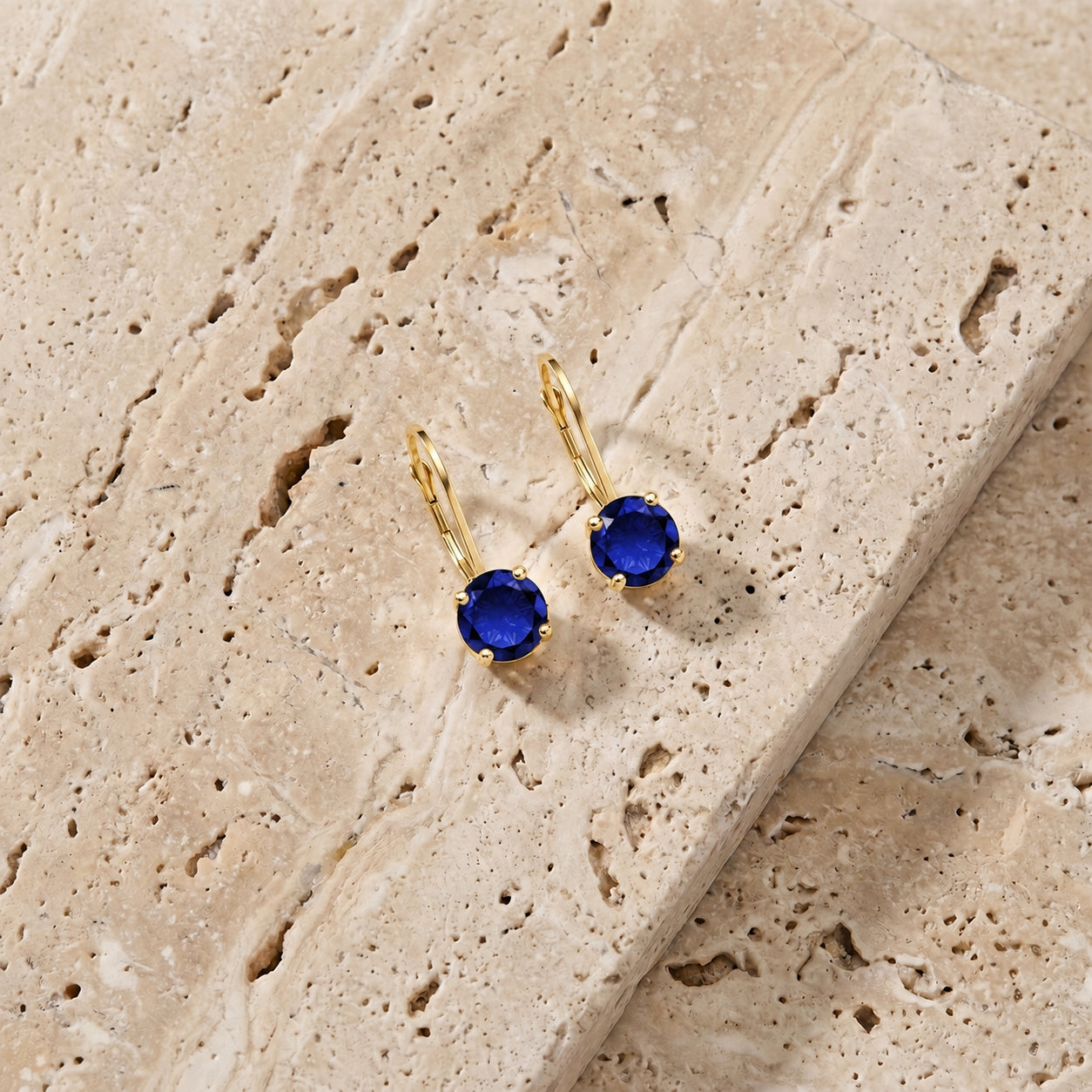 Yellow Gold Heritage Earrings Opal 10K — Lidia