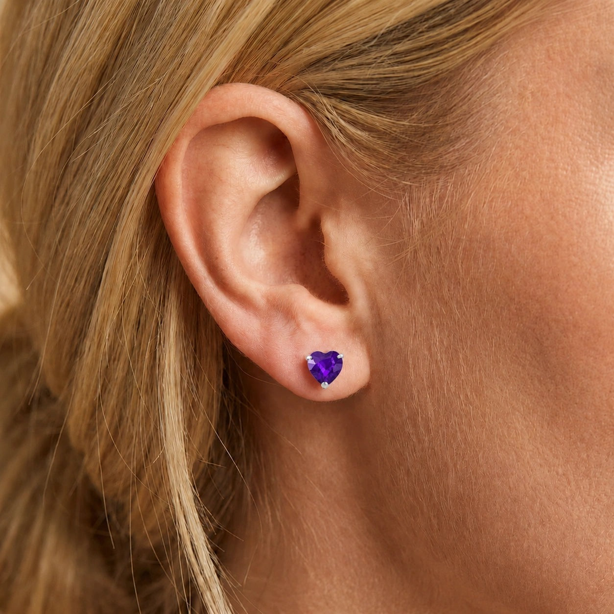 White Gold Grace Earrings Amethyst 10K — Minerva