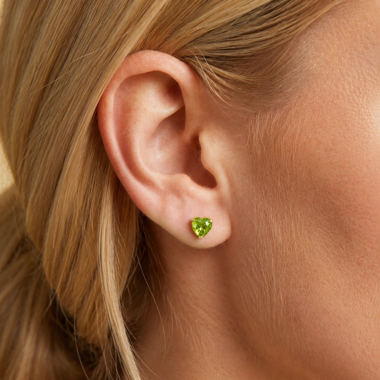 Yellow Gold Grace Earrings Peridot 10K — Minerva