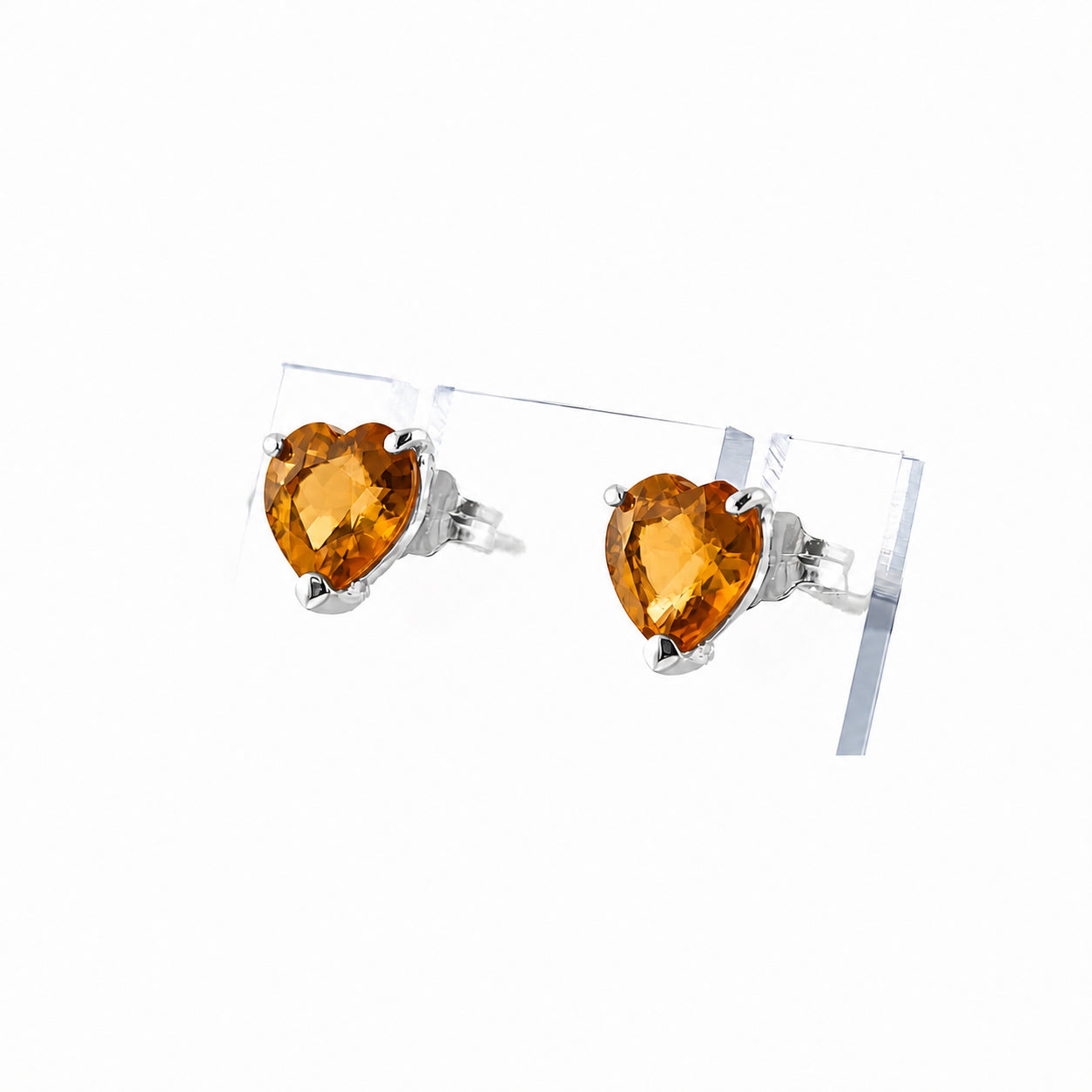 White Gold Grace Earrings Garnet 10K — Minerva