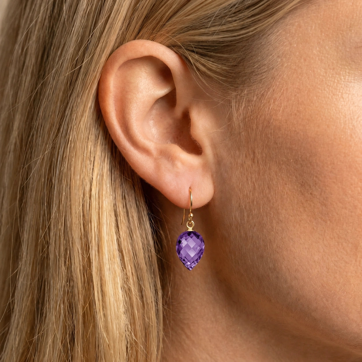 Yellow Gold Earrings Amethyst 10K — Camilla