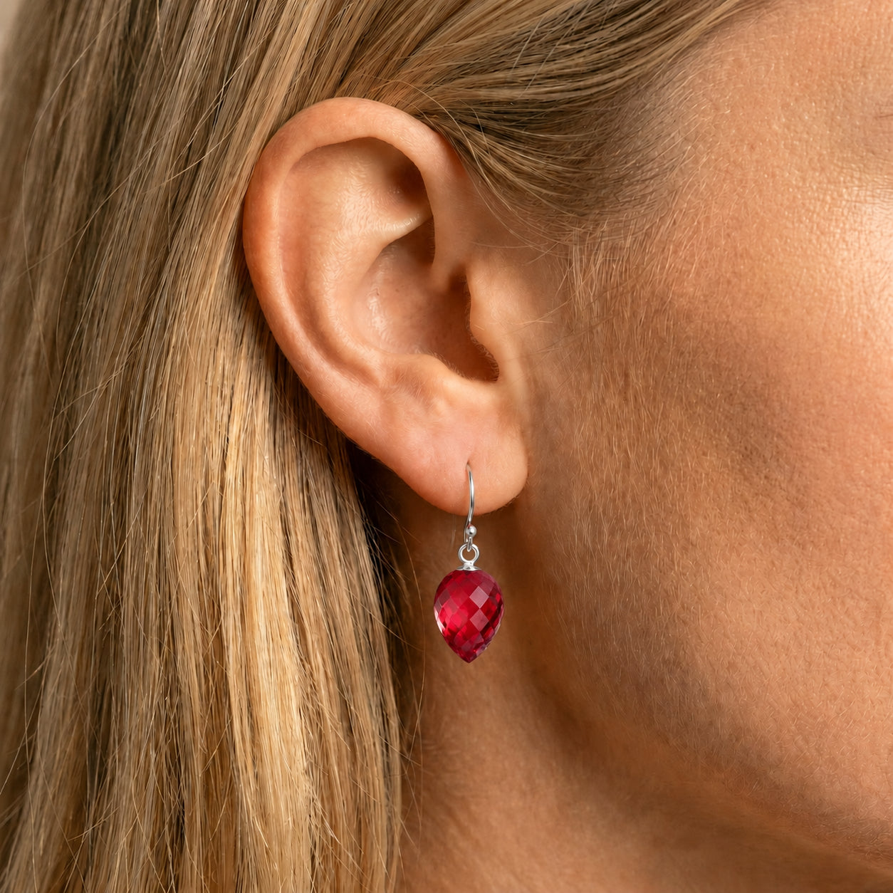 White Gold Earrings Spinel 10K — Camilla