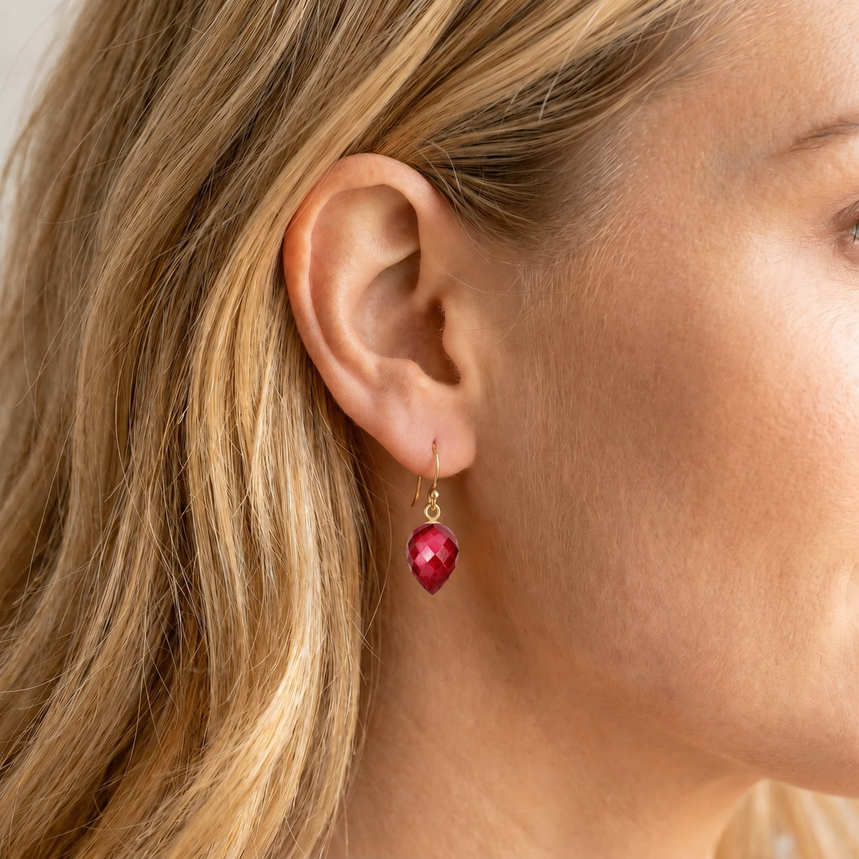 Yellow Gold Earrings Spinel 10K — Camilla