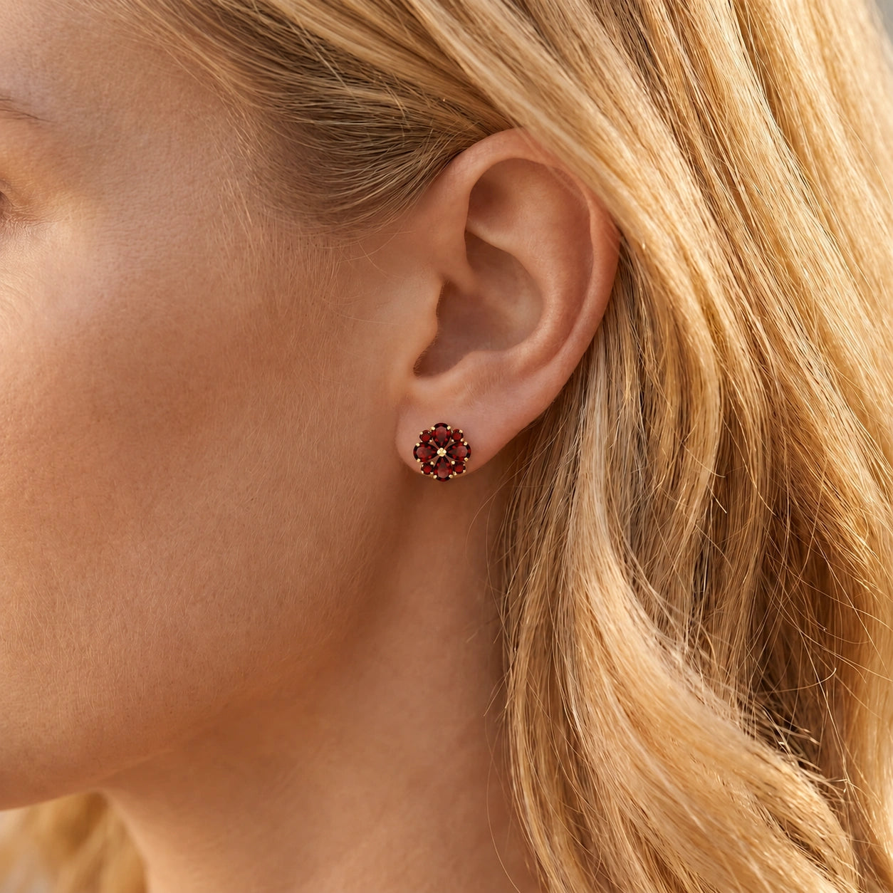 Yellow Gold Grace Earrings Garnet 10K — Eliana
