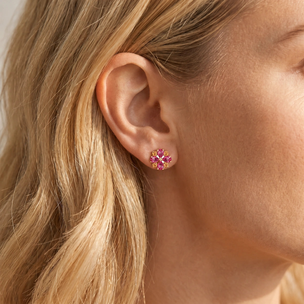 Yellow Gold Grace Earrings Peridot 10K — Eliana