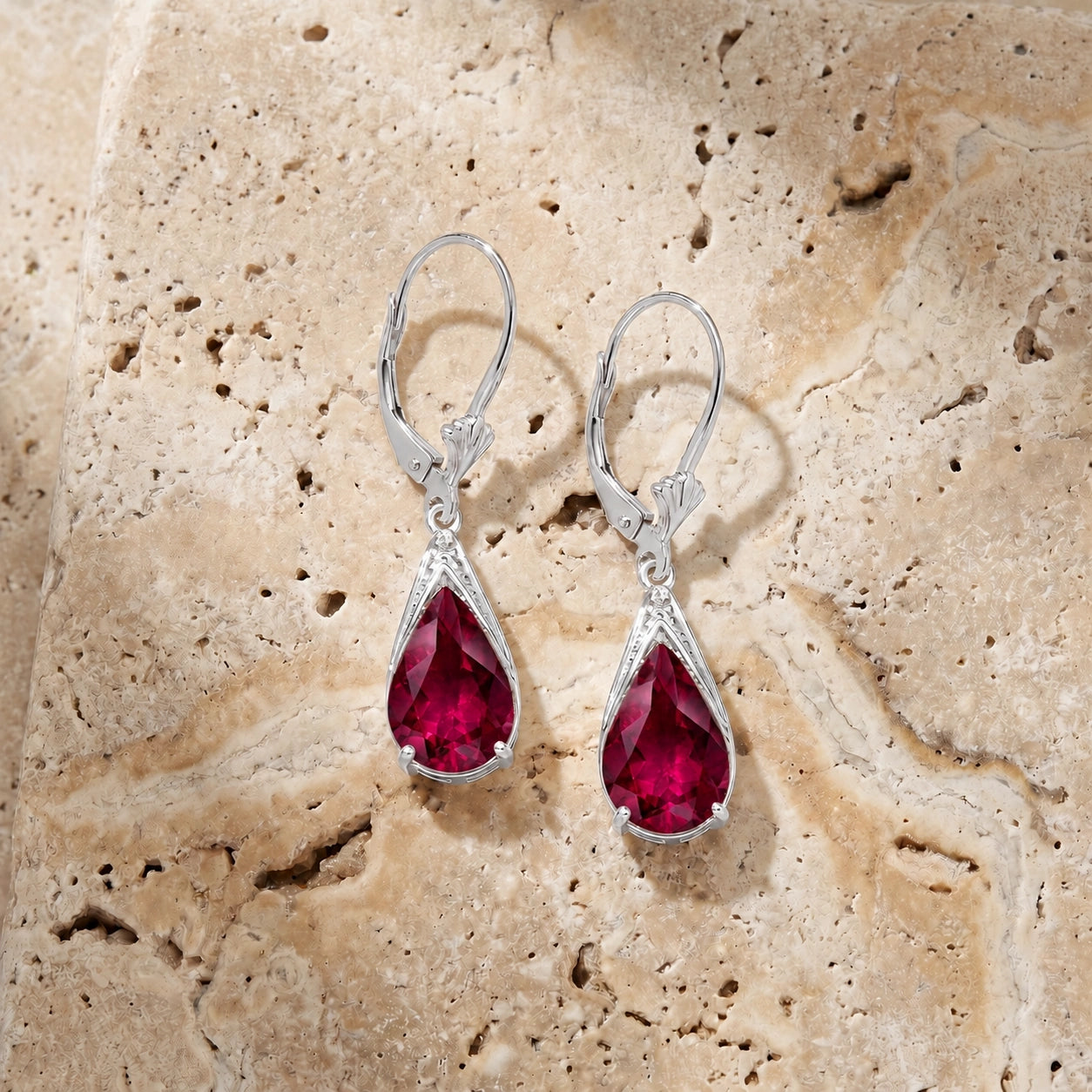 White Gold Ruby — Mariaeusebia