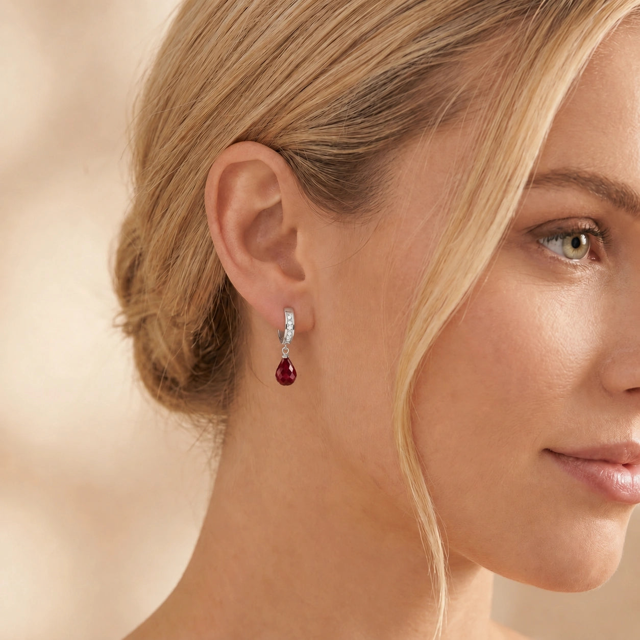 White Gold Diamond & Ruby — Mariaevangelina