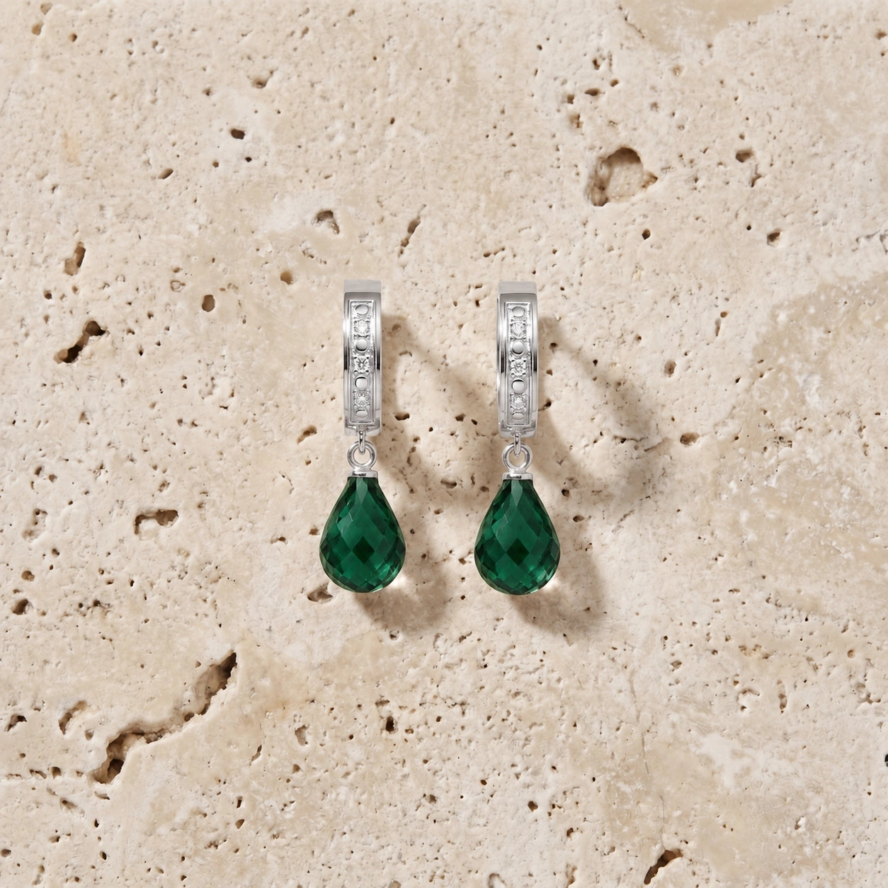 White Gold Emerald & Diamond — Mariaevangelina