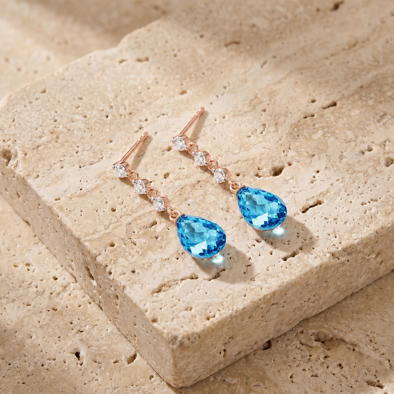 Rose Gold Diamond & Blue Topaz — Mariafausta