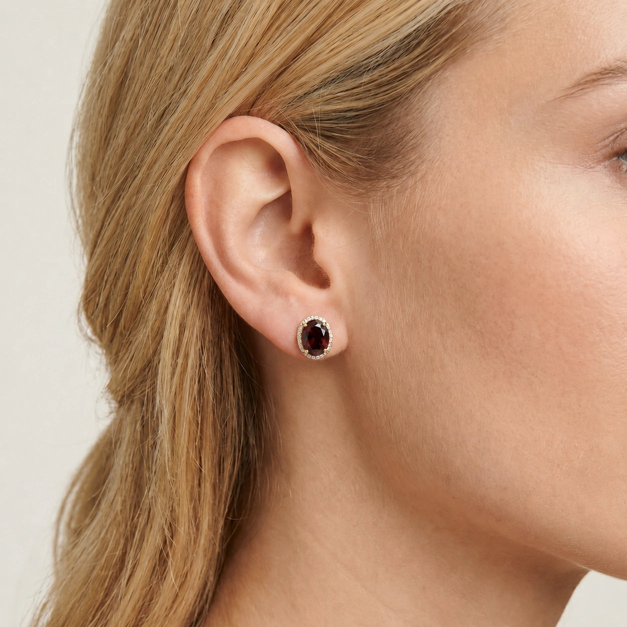 Yellow Gold Earrings Garnet 10K — Donatella