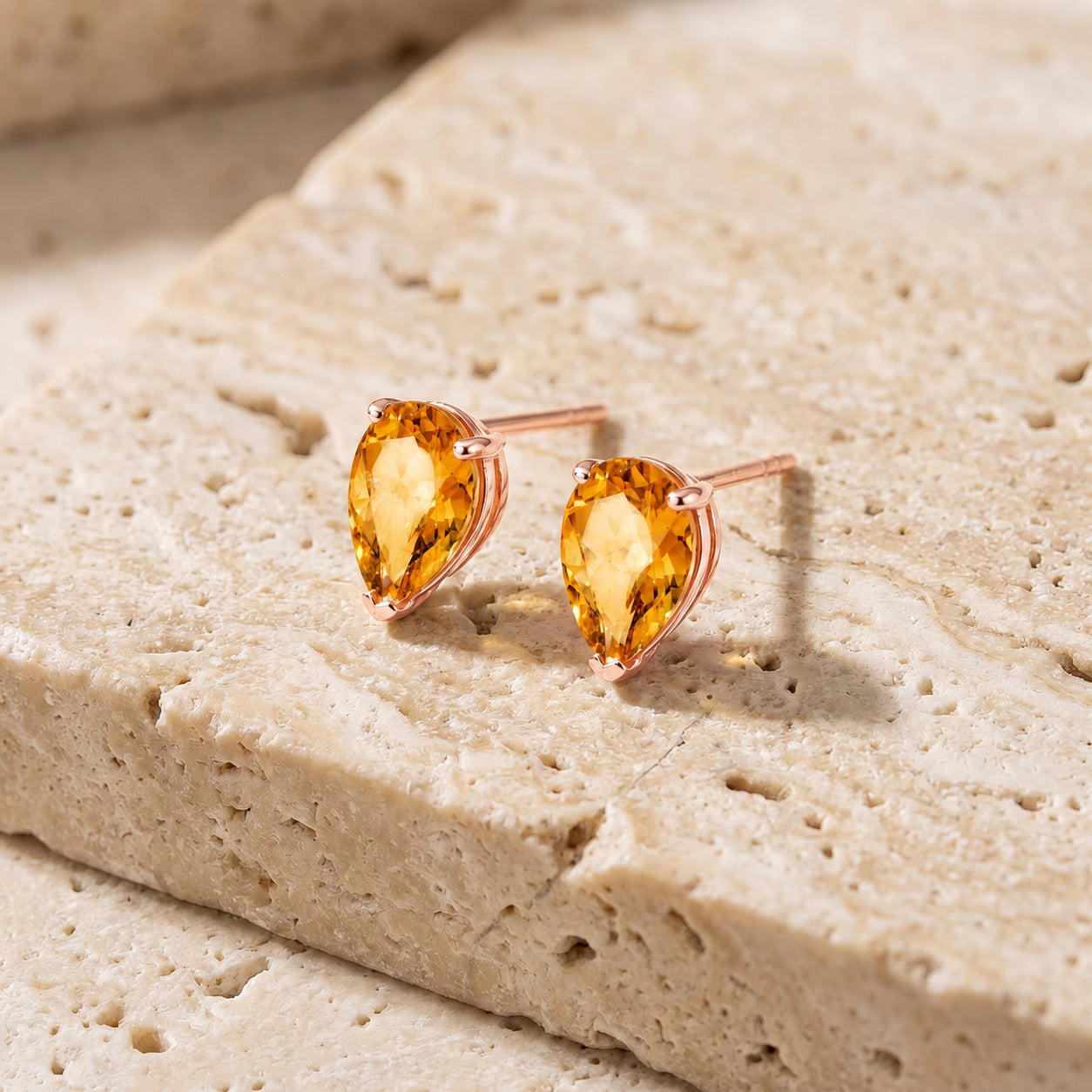 Rose Gold Grace Earrings Garnet 10K — Elisabetta