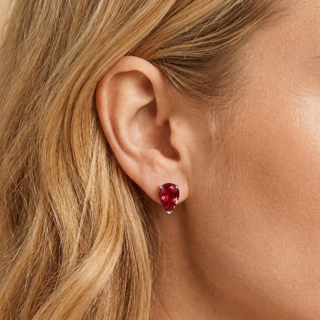 White Gold Grace Earrings White Topaz 10K — Elisabetta