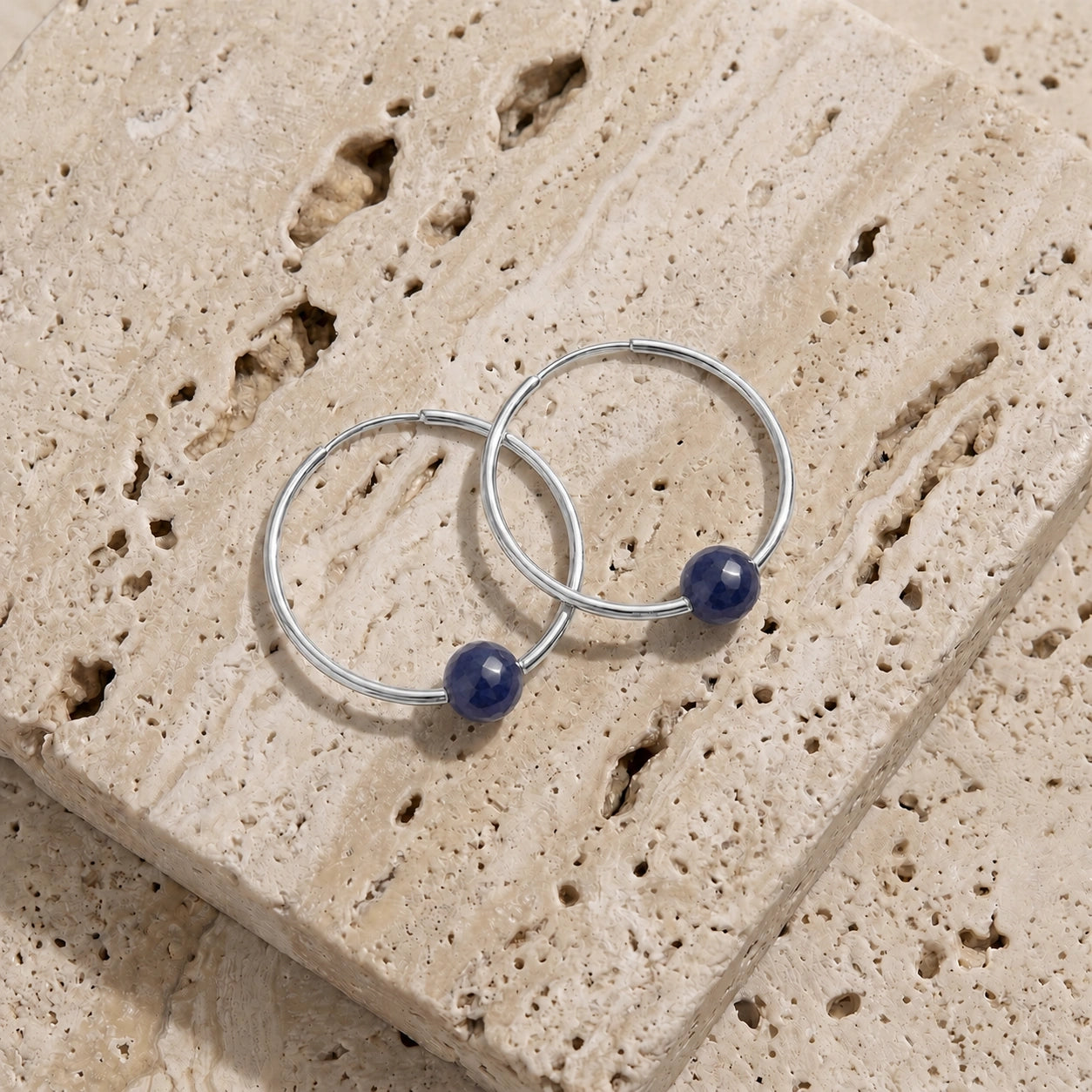 White Gold Sapphire — Mariafilomena