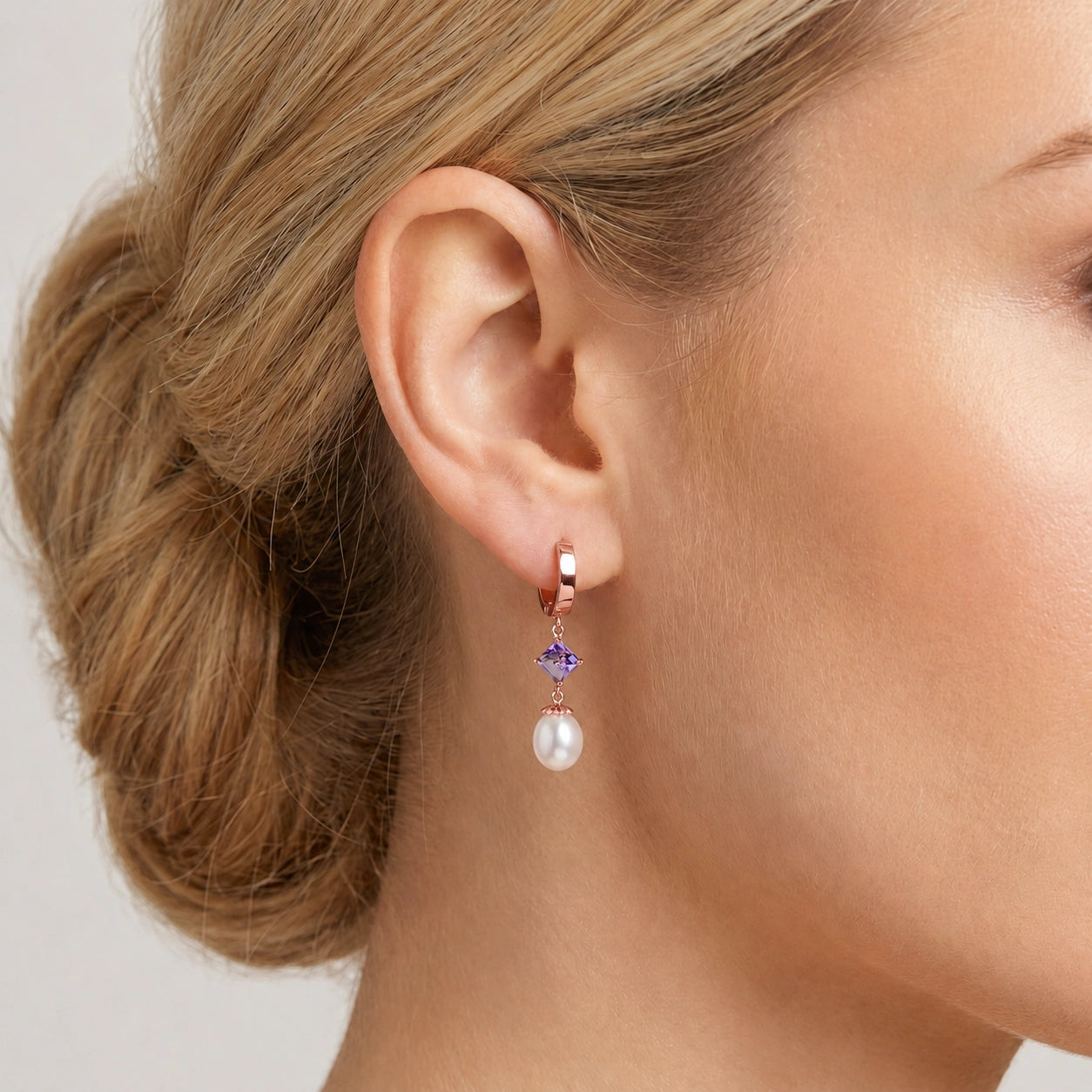 Rose Gold Earrings Pearl 10K — Serena