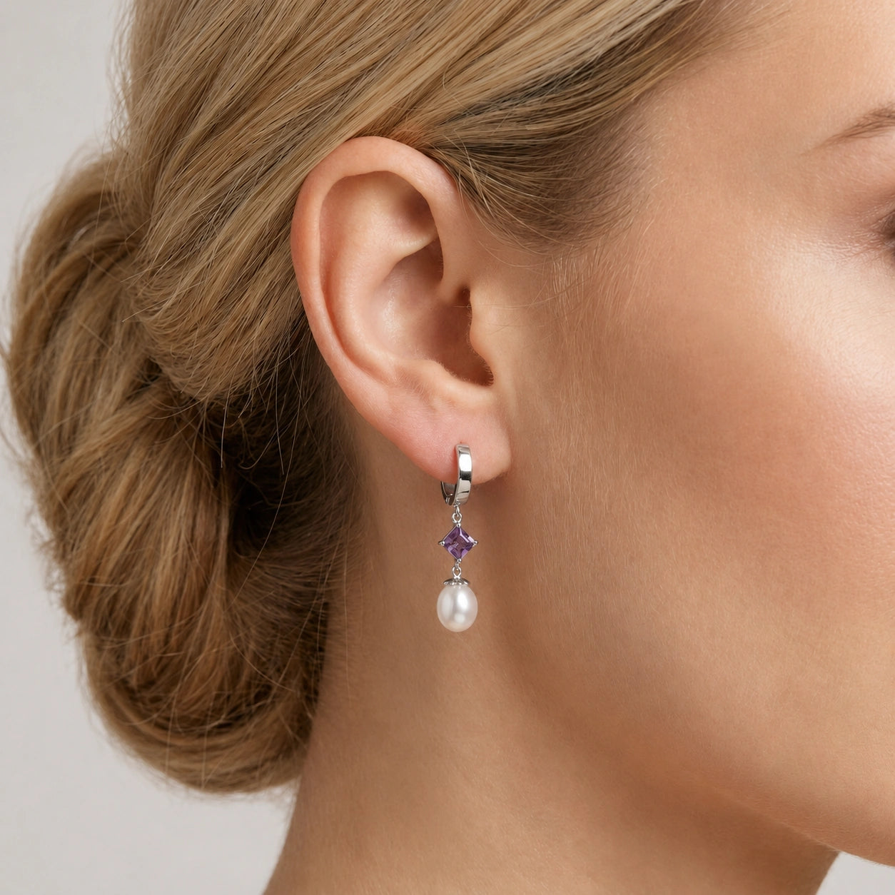 White Gold Earrings Pearl 10K — Serena
