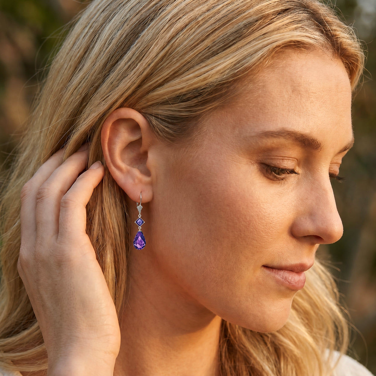 White Gold Petal Earrings Amethyst 10K — Fabiola
