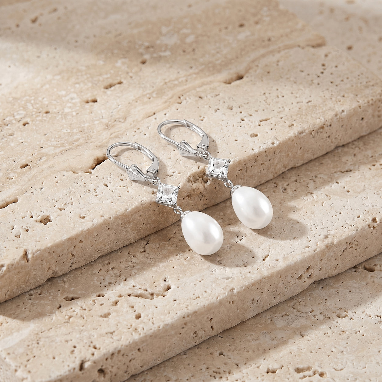 White Gold Petal Earrings Pearl 10K — Fabiola